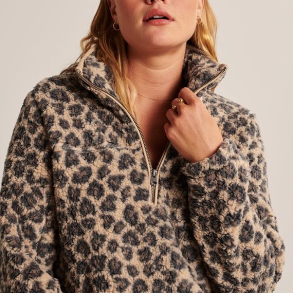 A&F Sherpa Half-Zip Faux Leather-Trim Sweatshirt